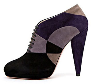 moda-za-zimu-2009-2010-prada-ljubicaste-cipele.jpg